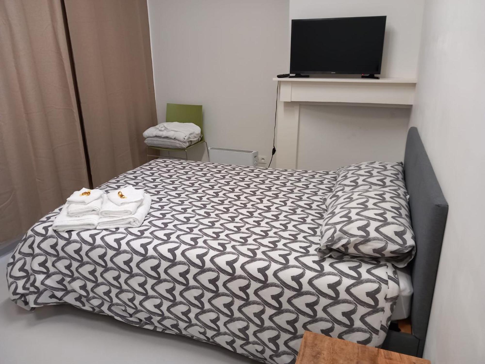 Bed and Breakfast Chez Jean-Claude Wavre Esterno foto